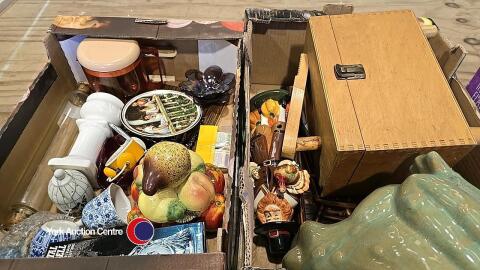 2 x boxes of house clearance items