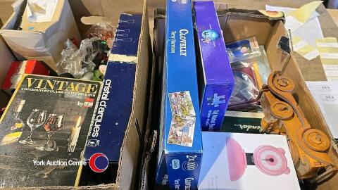 2 x boxes of house clearance items