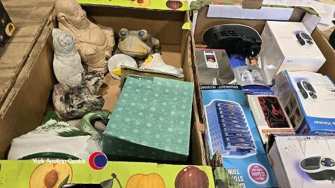 2 x boxes of house clearance items