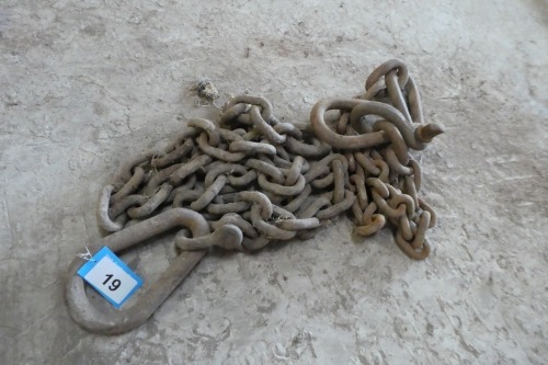 2 x large tow chain