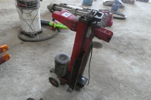 Log splitter, 240v, 13a plug