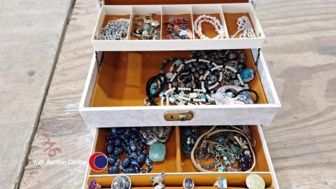 White jewellery box trimmed in gold with drawers and contewnts of mixed jewellery