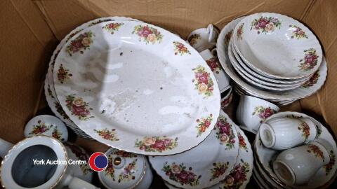 Box of Royal Norfolk dinner/tea service