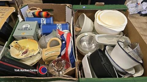 2 boxes of bric a brac