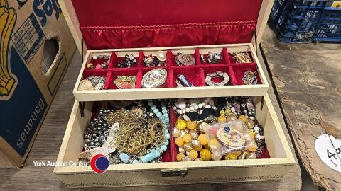 White jewellery box and contents