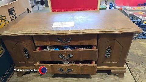 Wooden jewellery box and contents