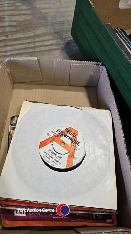 Box of rare and collectable 7 inch singles, including many demos