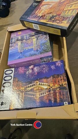 3 x 1000 piece jigsaws and 2 x 500 piece jigsaws