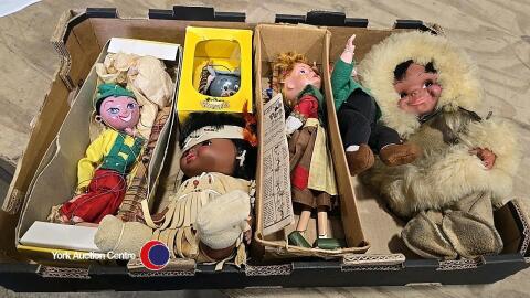 Box of Pelham puppets