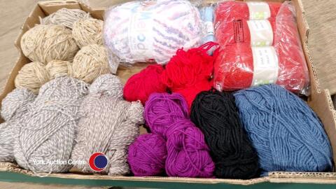 Box of wool