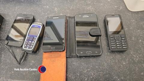 5 x Mobile phones