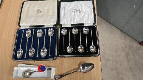 Set of 6 Siver spoons in case Hallmarked Sheffield , C B & S c 1919 retained by J B Inglis & sons York an set of 6 coffee spoons Hallmarked Birmingham 1932 boxed plus 2 other Hallmarked Birmingham silver spoons