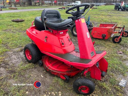 Ride on mower