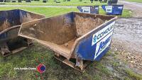 Mini tipping skip - 3