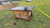 Wooden workbench with vice - 3