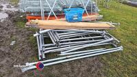 Scaffolding tower