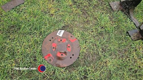 Kverneland Taarup mower disc top hat