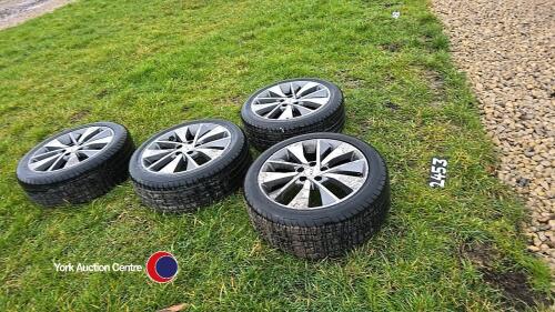 4 Kia alloys, good tyres