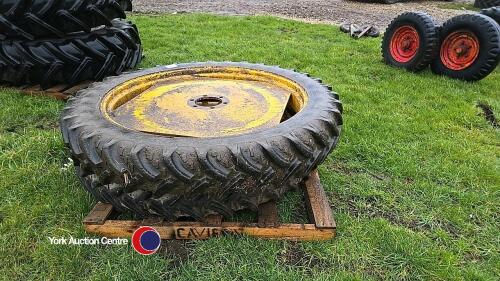 Pair of row crop wheels and tyres, 9.5 x 44