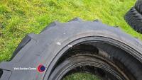 Pair 13.6R36 tyres - 3