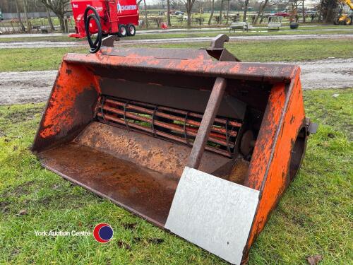Beet washer bucket, JCB brackets