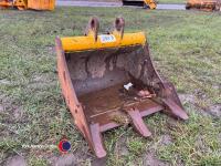 15in mini digger bucket