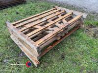 4 x 4ft sheep hurdles - 2