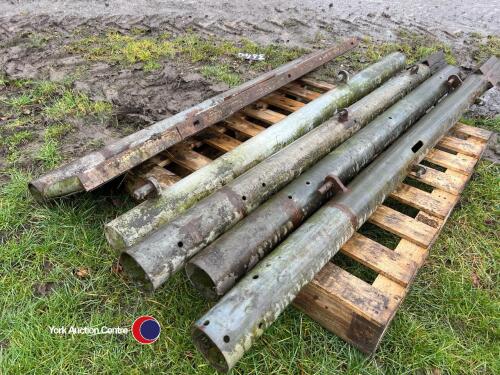 5 x metal yard farm gate posts
