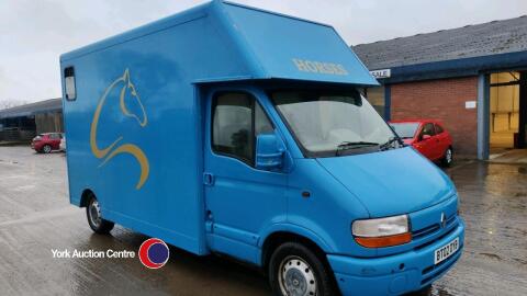 2002 Renault Master 3.5T lorry, BT02 DYB, - 00’s 233154 - MOT 23.03.25 - 1 former keeper - HPi Clear - Only for sale as new lorry purchased