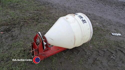 Stocks Fan Jet slug/small seed applicator