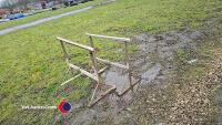 2 x metal builders trestles