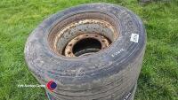 2 x 455-43-22.5 tyres - 2