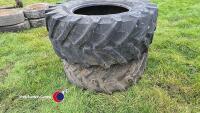 2 x 540/65/28 tyres - 4