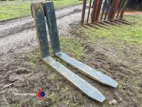 Heavy duty Merlo pallet forks, near new condition - 2