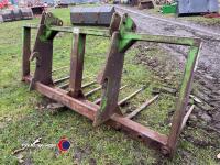Merlo 7ft 6in handler fork with brackets for grab - 4