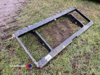 Manitou pallet tine frame - 3