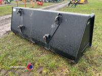 LWC bucket in demo condition with Euro brackets - 3