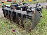 Slewtic 3 ram shear grab