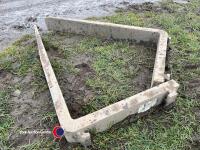 Pair of pallet tines