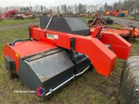 Suton bucket brush