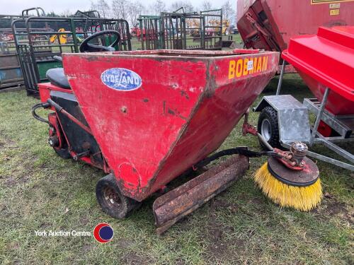 Bobman cubicle sawdust dispenser c/w brush