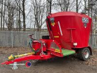 2024 Hi-Spec V12 tub mixer, R/H door, sliding cross conveyor, weigh, 20mm auger with extra knives, twin speed gearbox