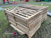 29 x 6ft wooden sheep bars, barn stored, good condition