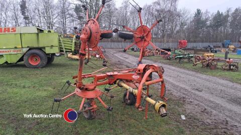 Kuhn 5001 4 rotor tedder