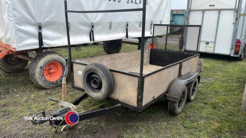 Double axle car trailer with ladder rack, low and high rear door