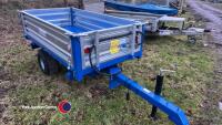 New unused 1.5 ton three way tipping trailer