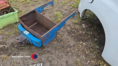 Ford weight box