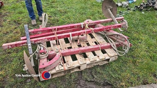2 x Scanstone bed tiller marker arms with rams
