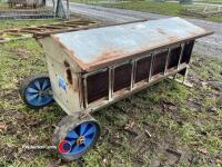 IAE 4ft double sided lamb creep feeder - 3
