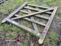 Wooden field gate 4ft